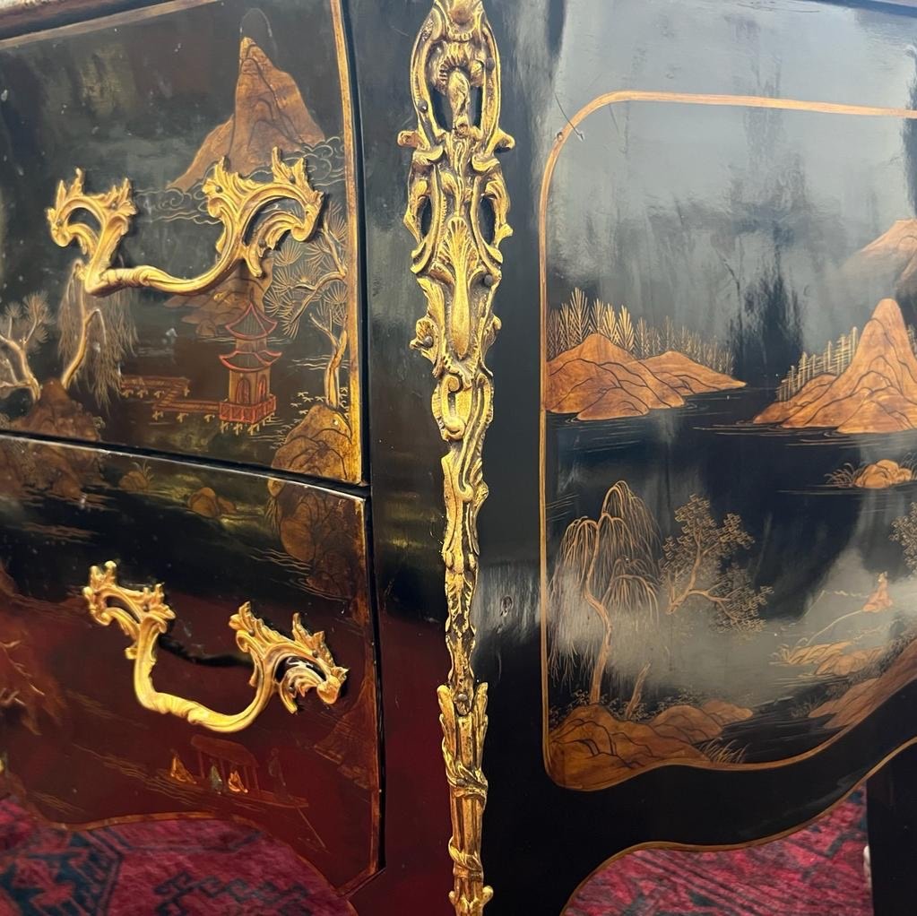 Louis XV Style Saute Commode In Chinese Lacquer Late XIX Ieme-photo-4