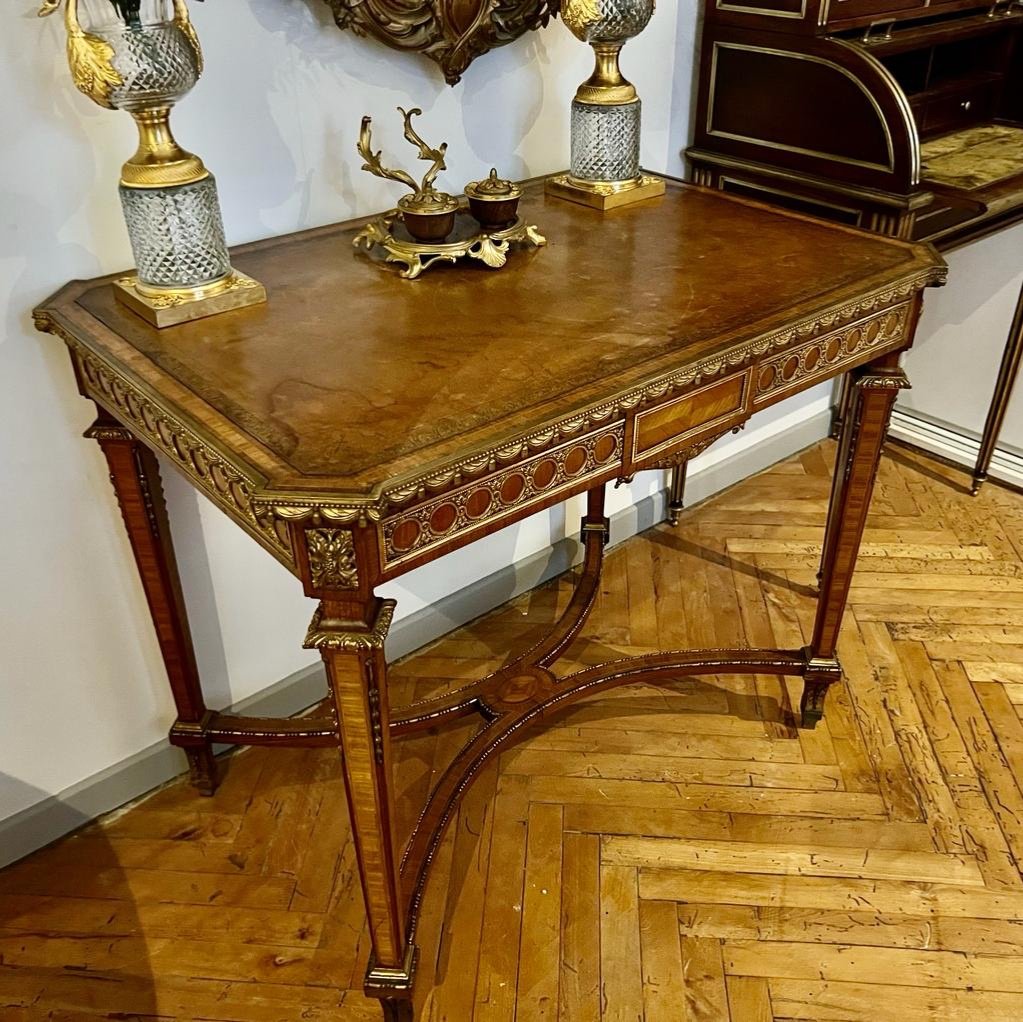 Middle Table Of Ceremonial Louis XVI Style In Rosewood, Leather Top And Bronzes XIX Ieme-photo-1