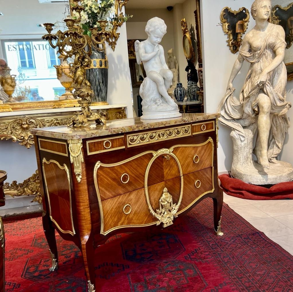 Commode Transition D’apparat Garnie De Bronzes Et Dessus Marbre XIX Ieme 