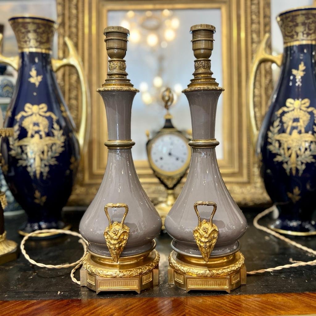 Pair Of Dove Gray Porcelain Lamps With Gilt Bronze Mount XIXth Century-photo-3