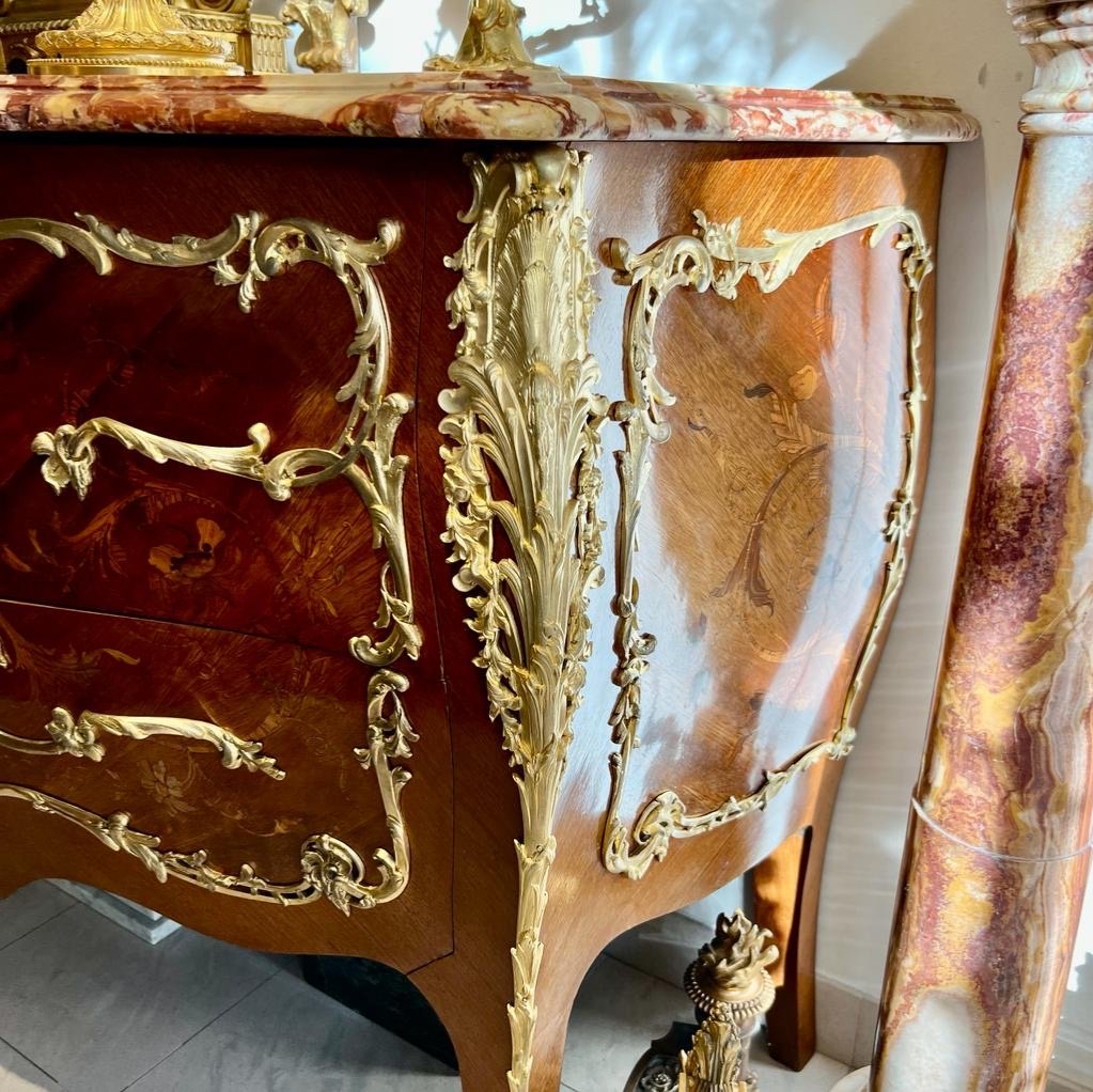 Commode D’apparat En Marqueterie De Fleurs De Style  Louis XV D’époque Fin XIX Ieme -photo-1