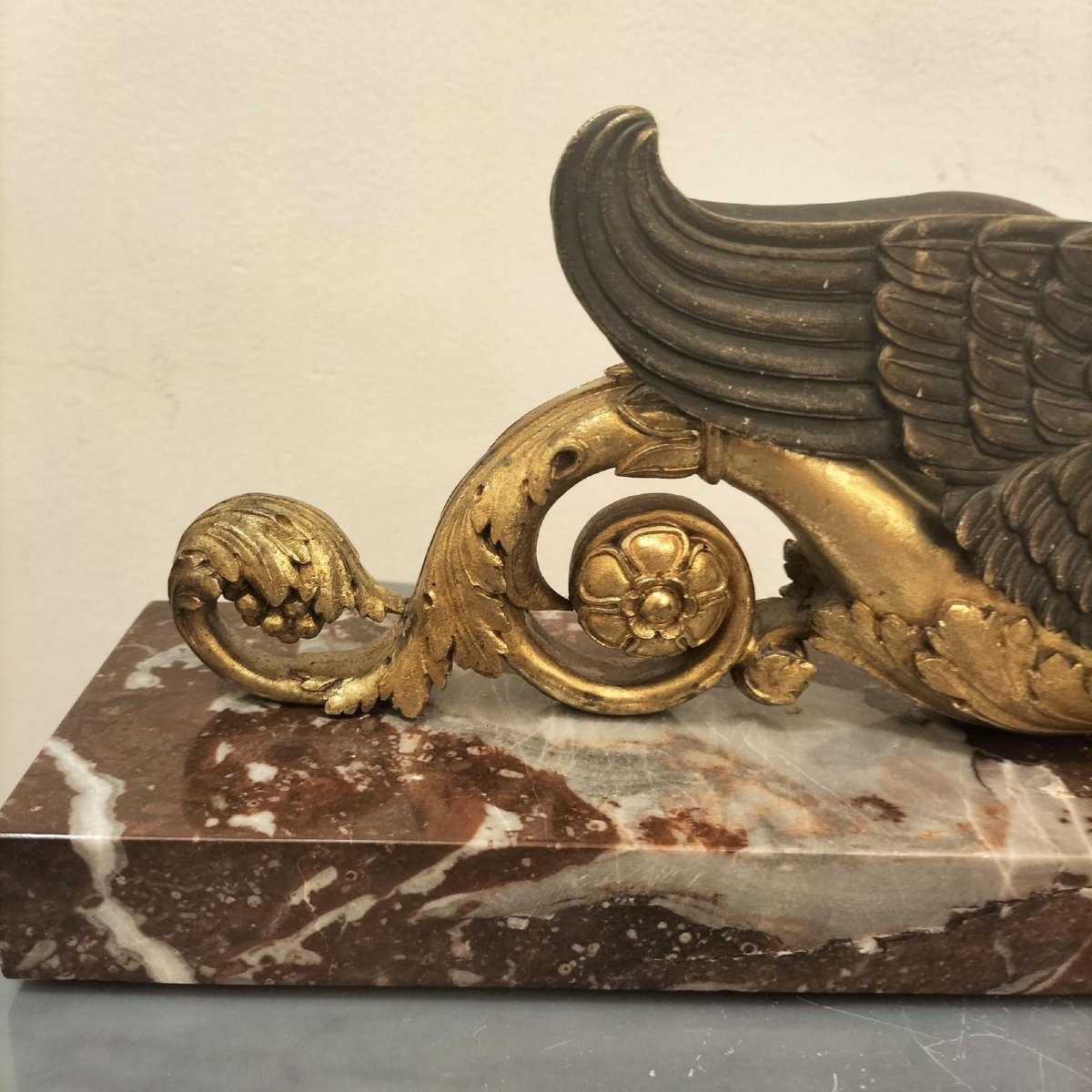 Pair Of Griffons In Gilt Bronze And Brown Patina On Marble Base From The 19th Century -photo-5