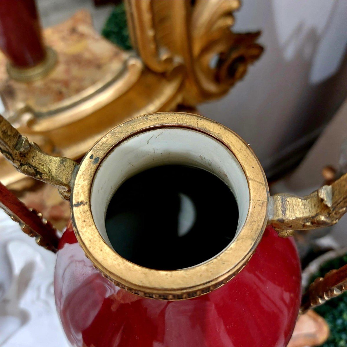 Pair Of Oxblood Red And Gilded Bronze “amphora” Shaped Vases, 19th Century-photo-6