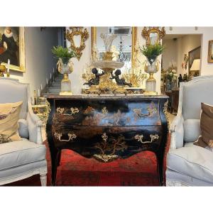 Louis XV Style Saute Commode In Chinese Lacquer Late XIX Ieme