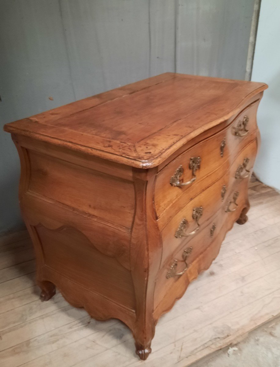 Eighteenth Century Nantaise Chest Of Drawers -photo-7