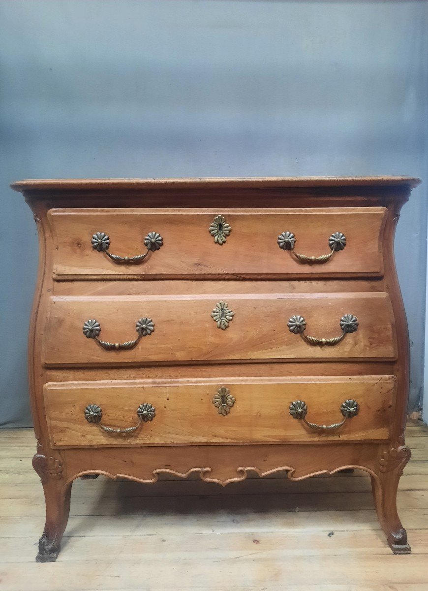 Eighteenth Century Cherrywood Chest Of Drawers -photo-2