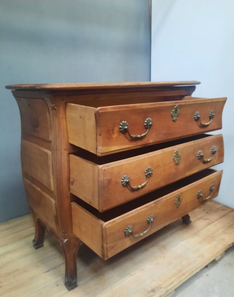 Eighteenth Century Cherrywood Chest Of Drawers -photo-2