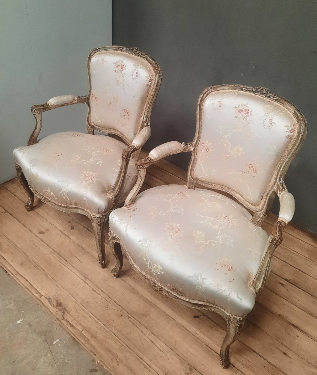 Pair Of Louis XV Period Cabriolet Armchairs -photo-3