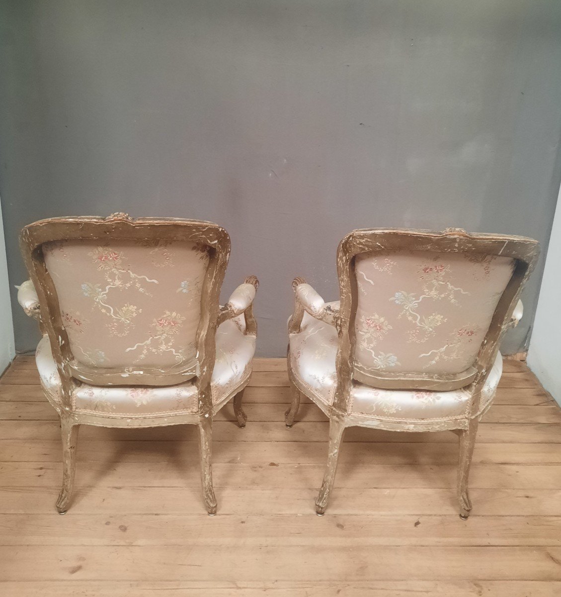 Pair Of Louis XV Period Cabriolet Armchairs -photo-4