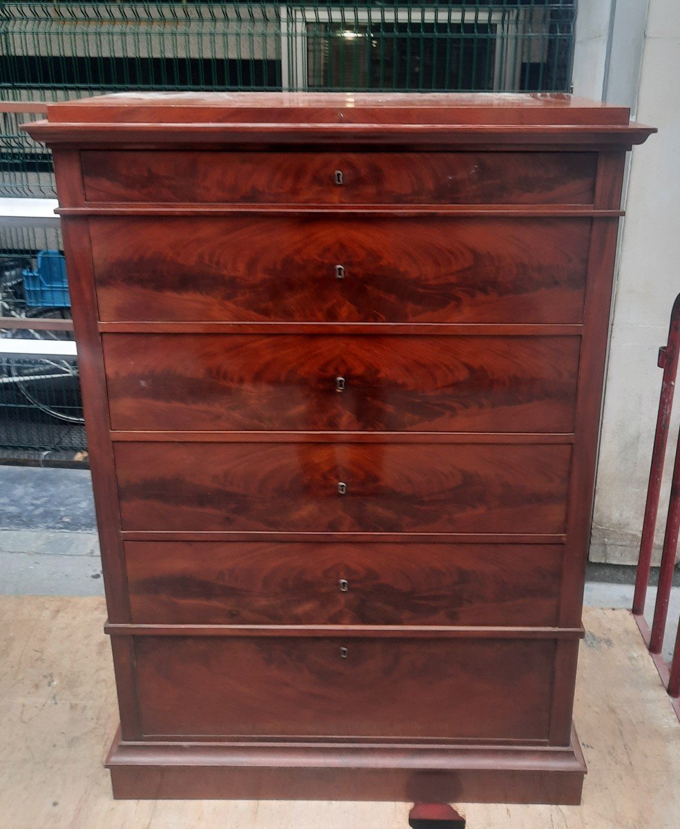 19th Century Mahogany Chest Of Drawers 