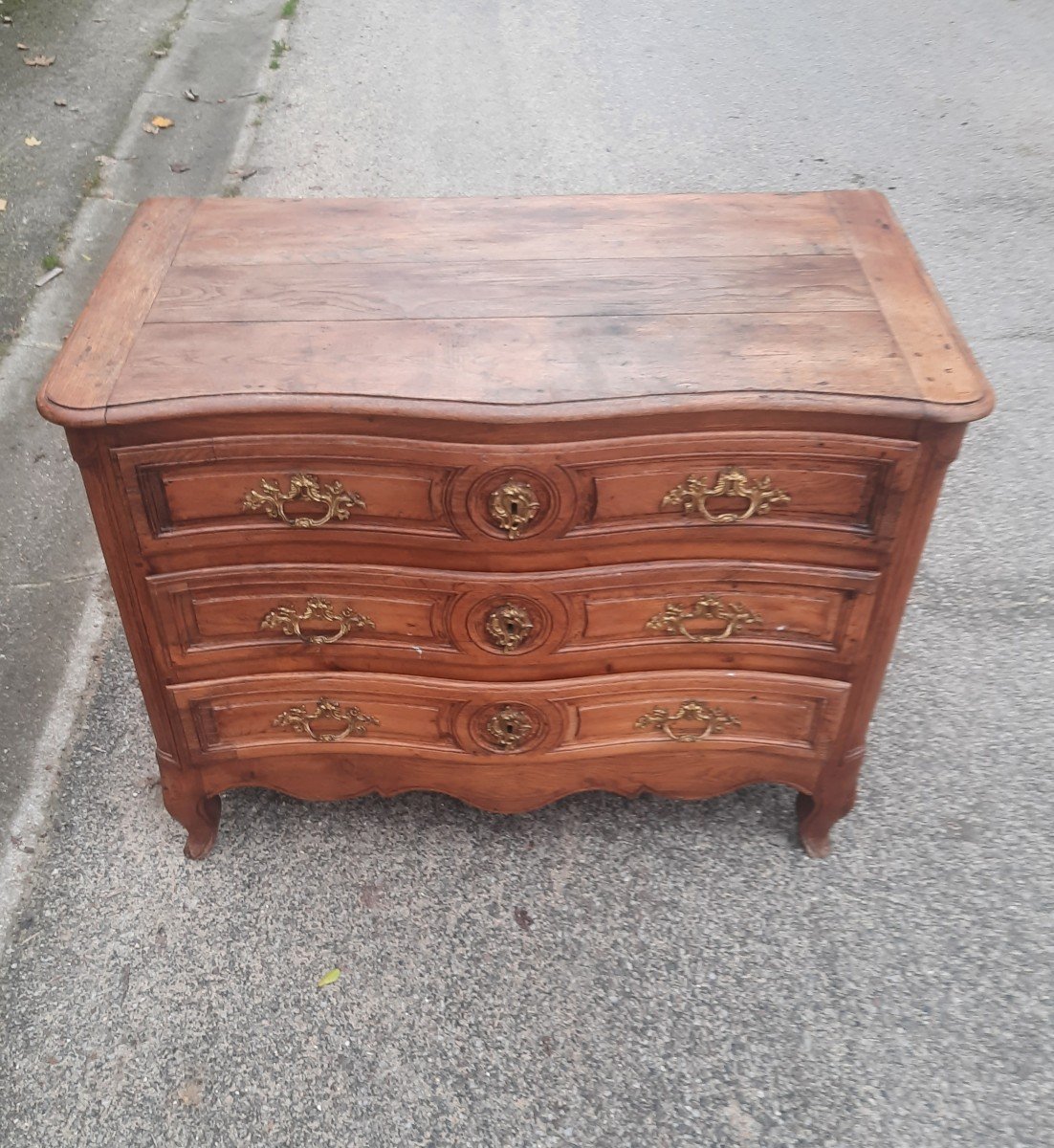 Eighteenth Century Chest Of Drawers In Solid Oak-photo-2