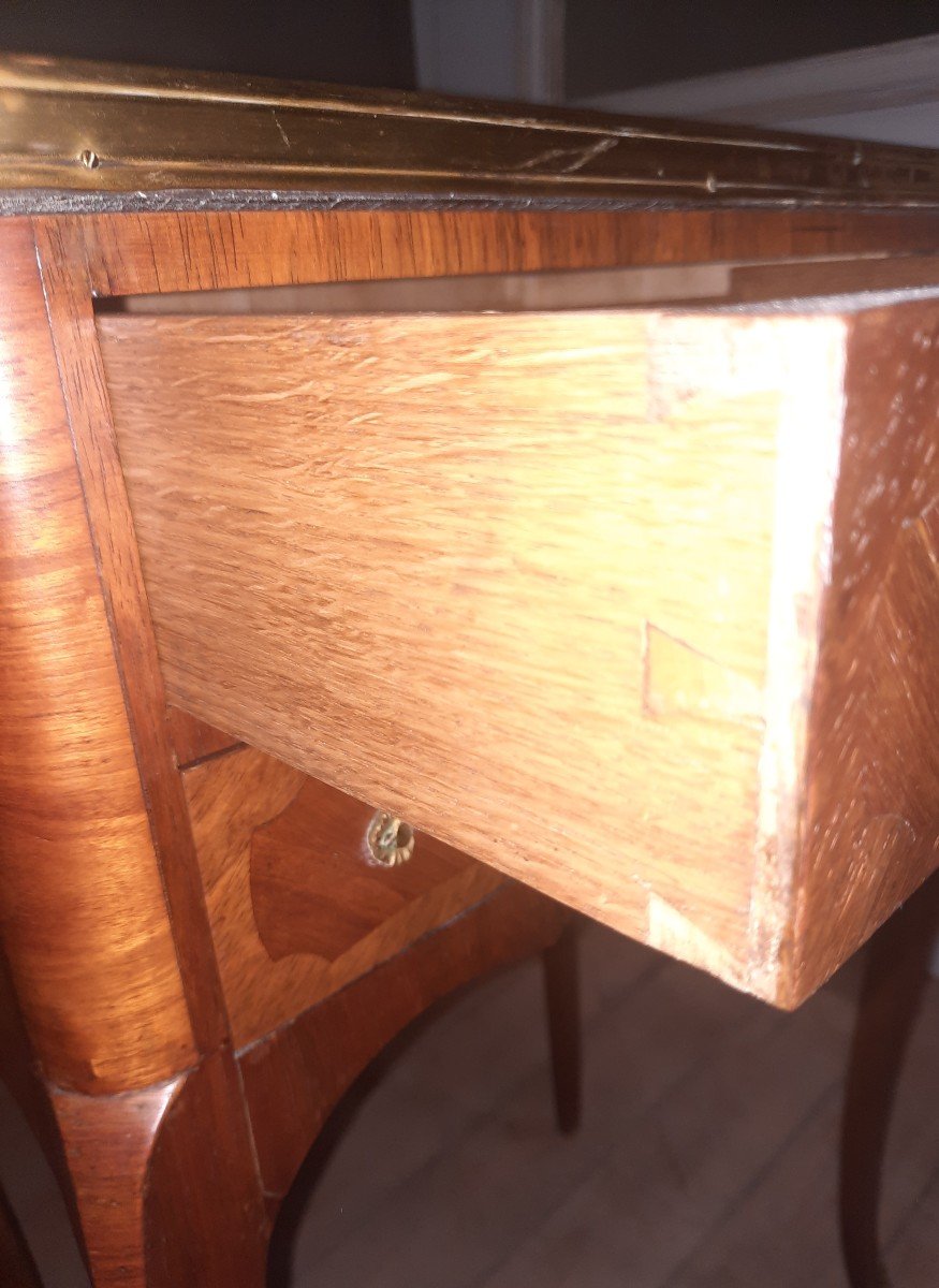 Pair Of Transition Bedside Tables In Veneer-photo-8