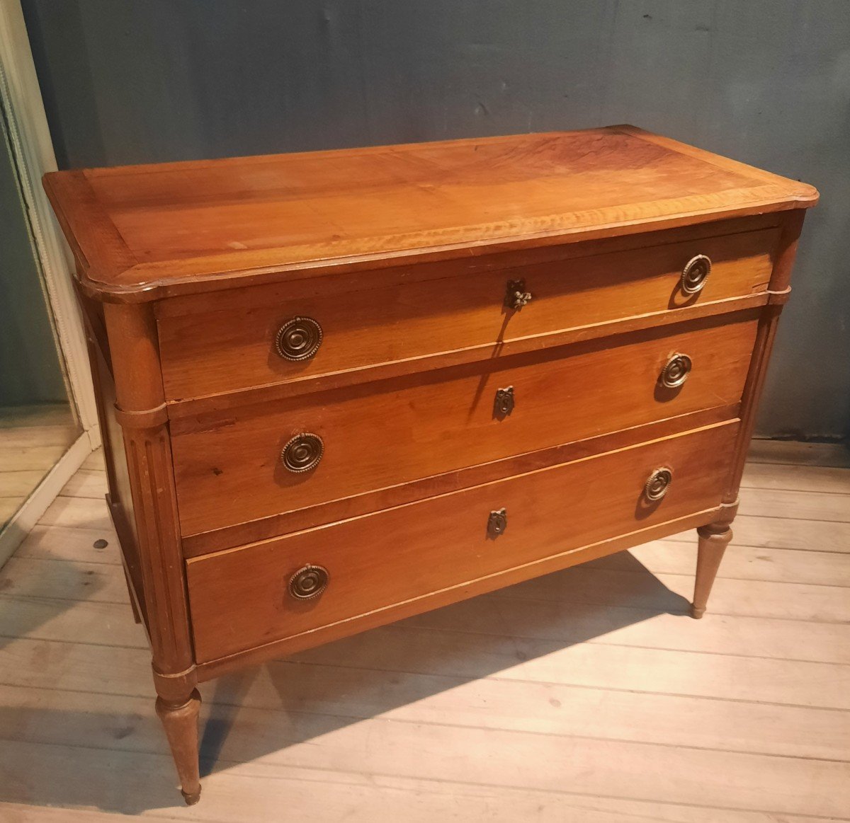 Louis XV Style Wooden Chest Of Drawers I-photo-1