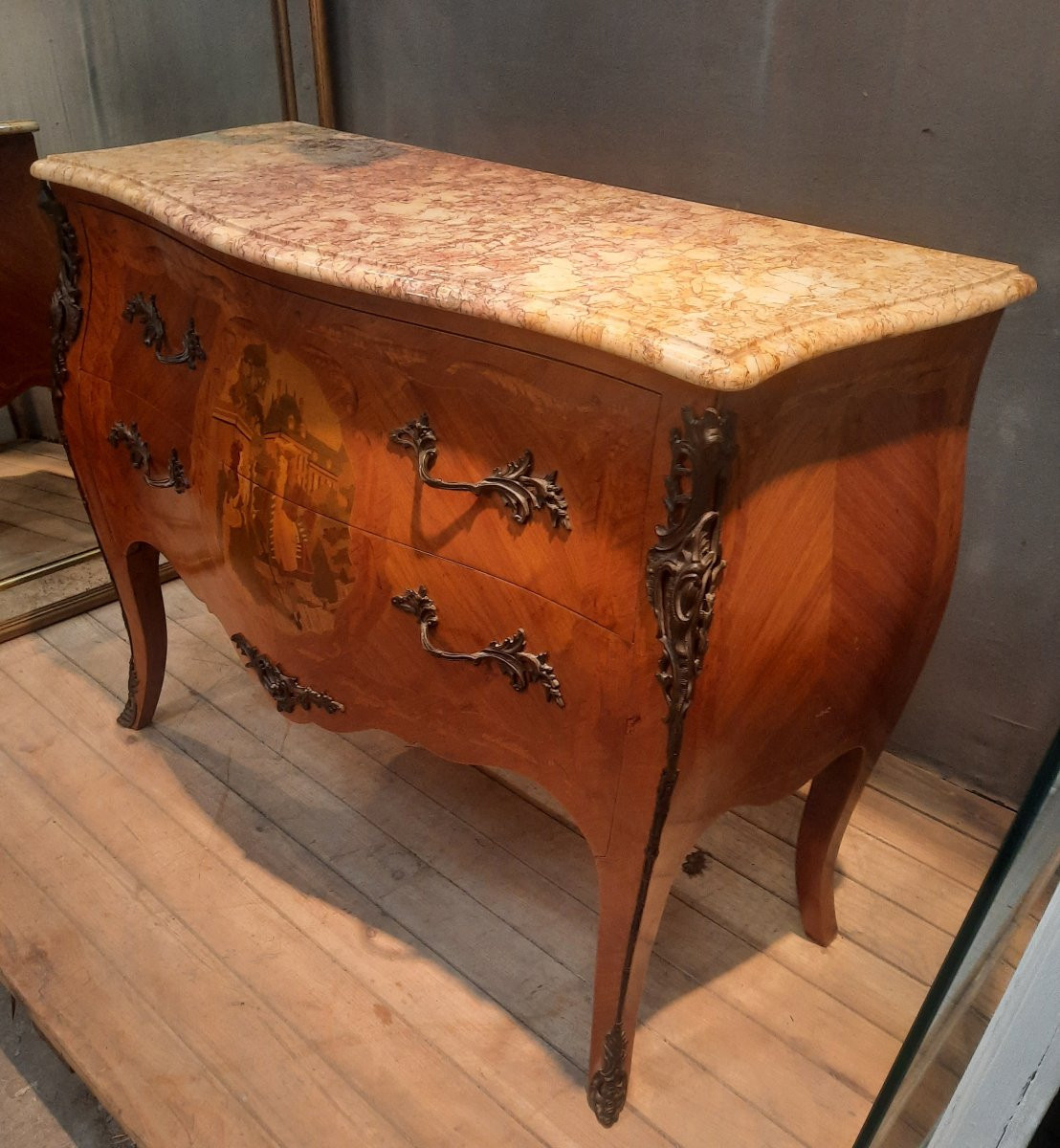 Commode En Marquetterie De Style Louis XV -photo-1