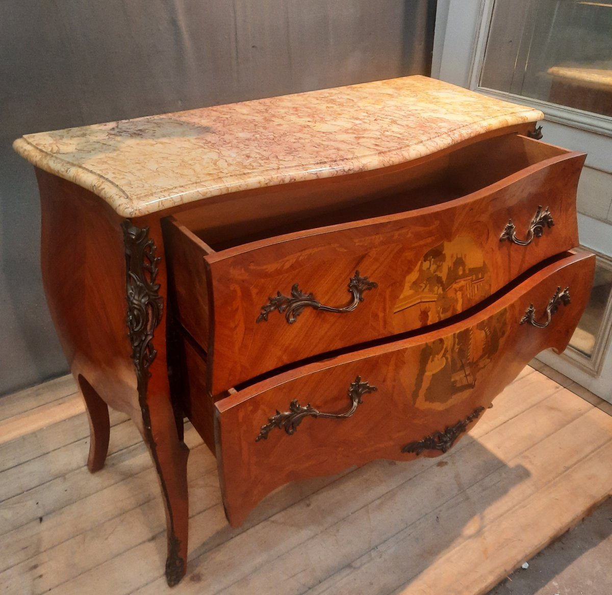 Commode En Marquetterie De Style Louis XV -photo-2