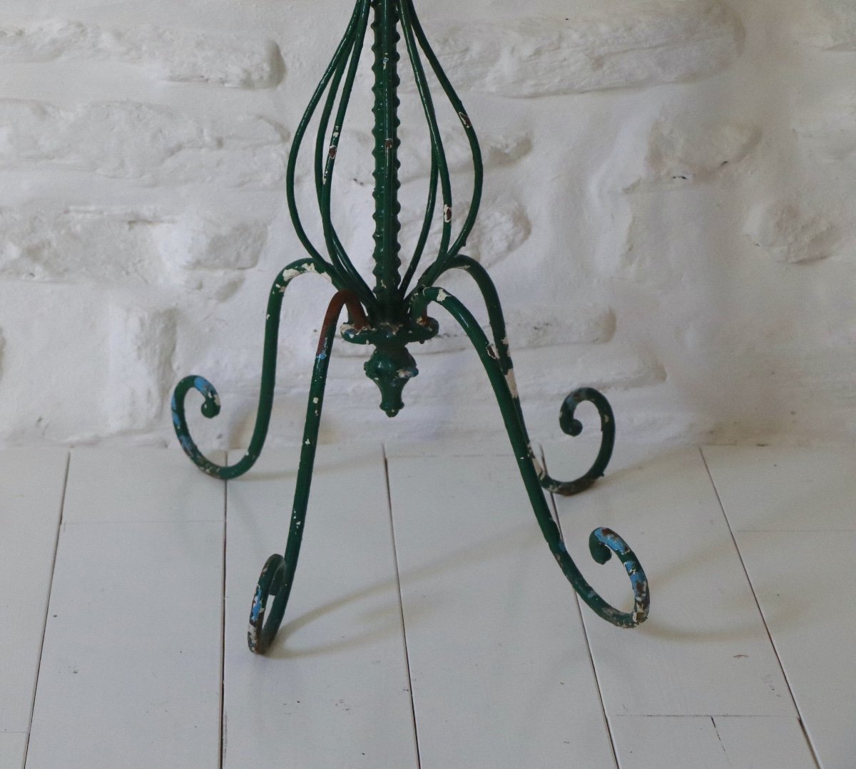  Wrought Iron Planter Volutes-photo-4