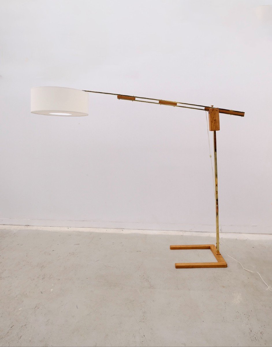 Adjustable Floor Lamp In Brass And Oak, Italy 1970  