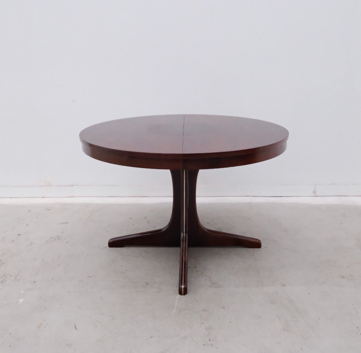 Table à Manger De Baumann En Teck, 1970  