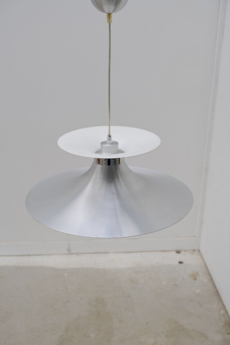 Scandinavian Chandelier By Markslöjd In Aluminum And Opaline, Sweden 1970  -photo-4