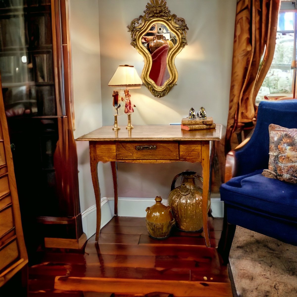 18th Century Louis XV Walnut Side Table, Or Ladies Desk-photo-8