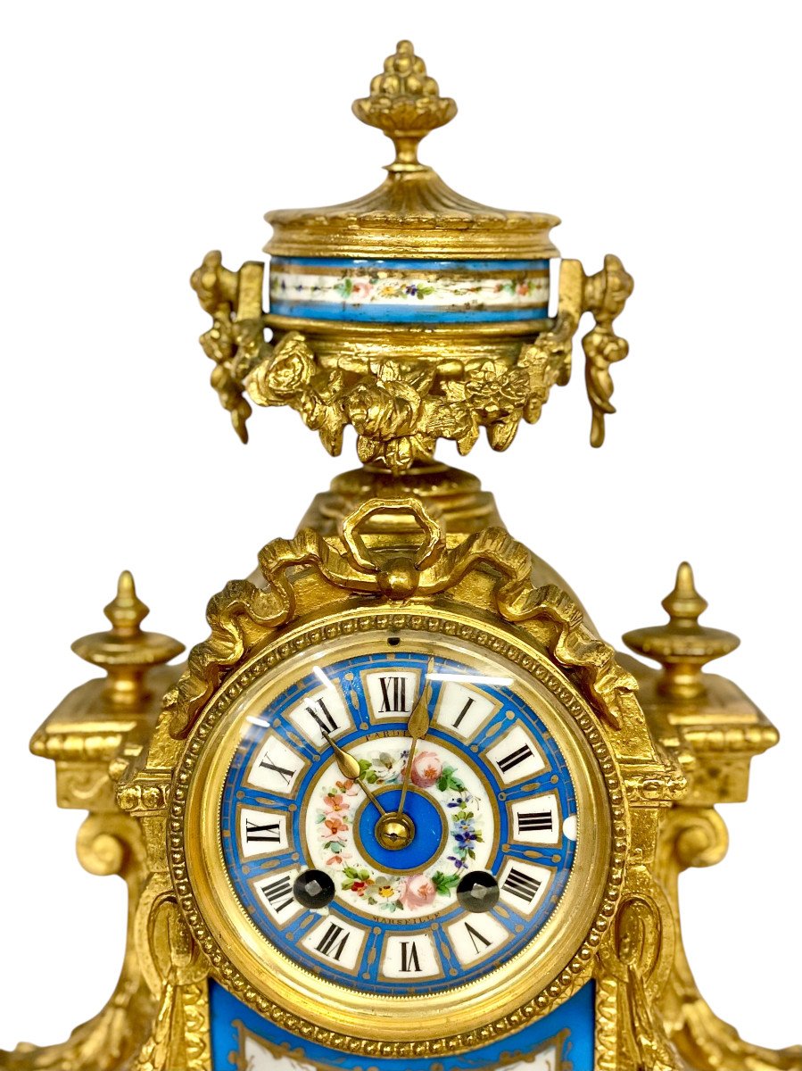 XIXème Siècle, Garniture d'Horloge En Métal Doré Et Porcelaine De Style Sèvres-photo-4