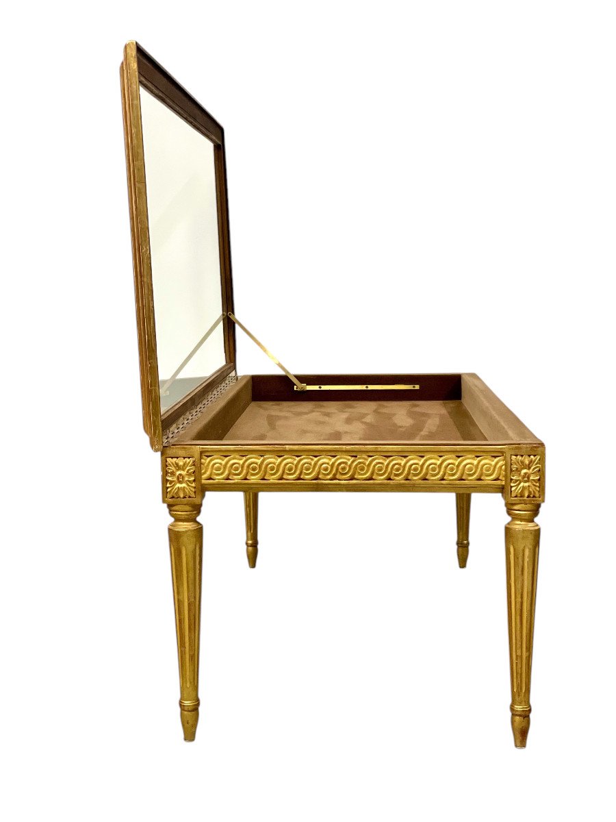 19th Century Louis XVI Giltwood Coffee Table  With Showcase Top-photo-3