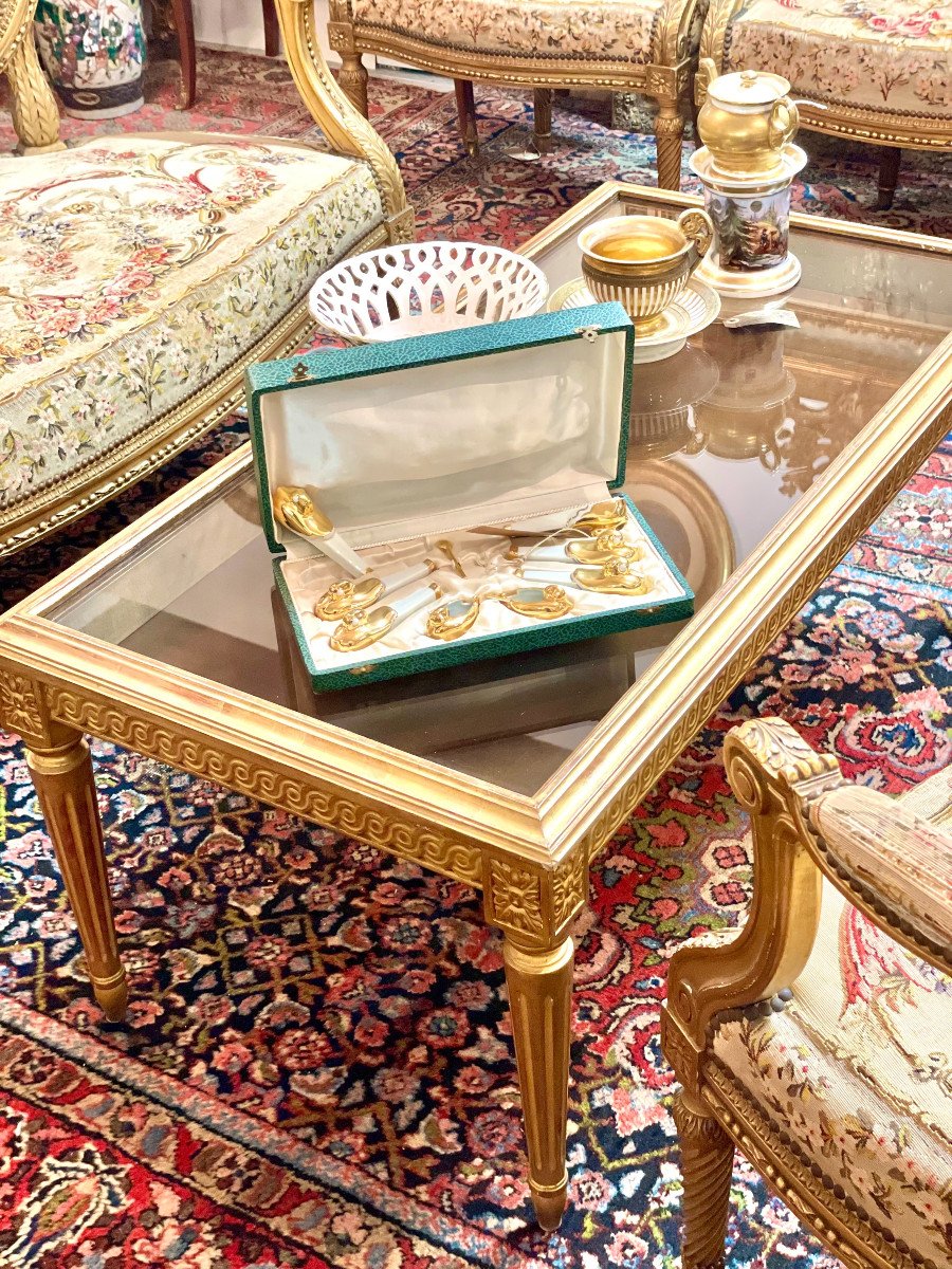 19th Century Louis XVI Giltwood Coffee Table  With Showcase Top-photo-4