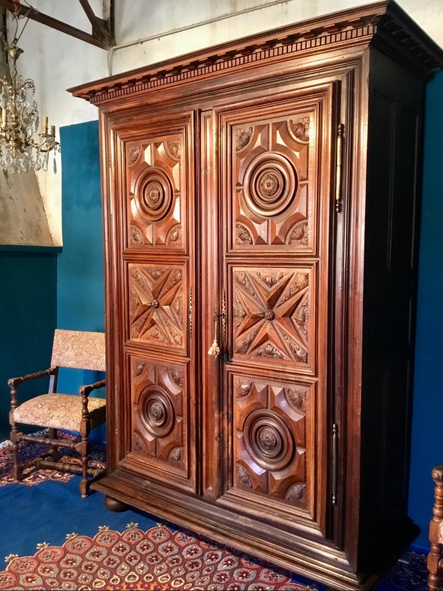 Exceptionnelle Armoire Louis XIII De Château En Noyer D époque 17ème .-photo-4