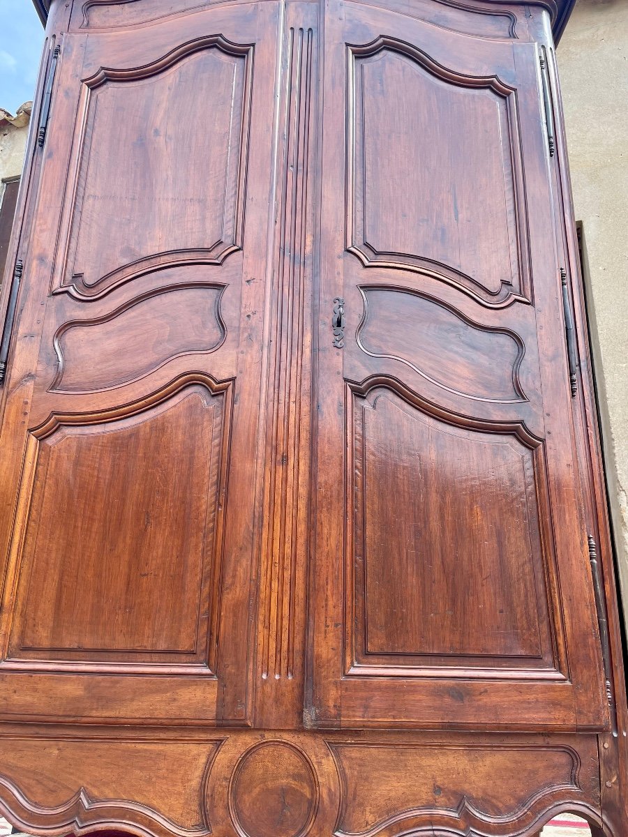 Wardrobe, Provençal Louis XV, Gendarme Hat From The 18th Century-photo-3