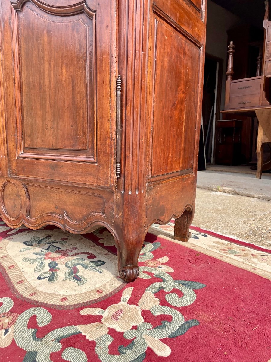 Wardrobe, Provençal Louis XV, Gendarme Hat From The 18th Century-photo-5