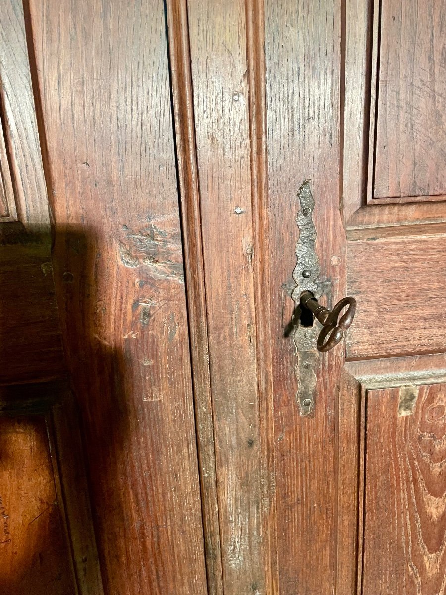 Wardrobe, Castle, Louis XIII, In Oak From The 17th Century -photo-2