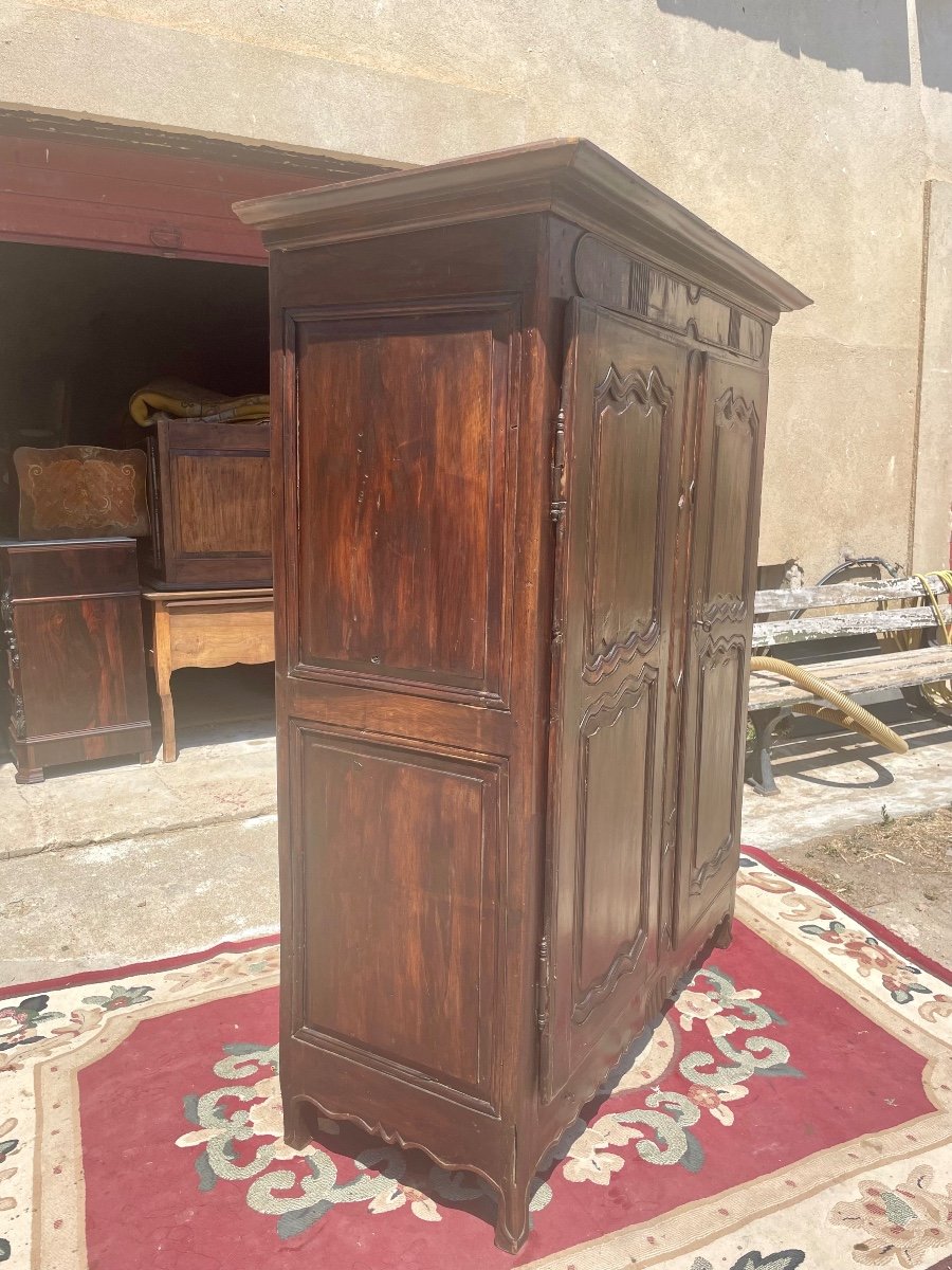 Small Louis XV Wardrobe In Walnut From The 18th Century -photo-6