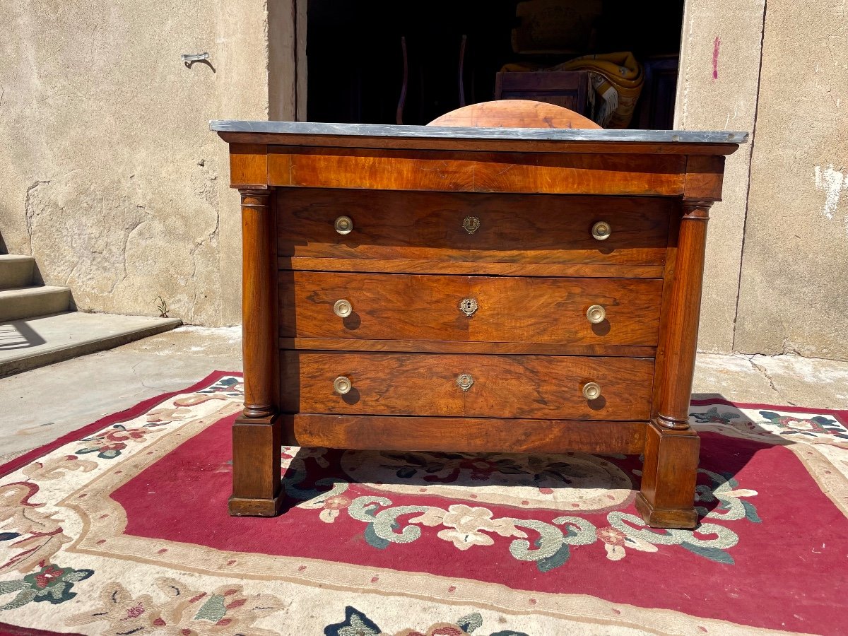 Commode, Empire En Noyer, à Colonnes Détachées, D époques XIXem Siècle 