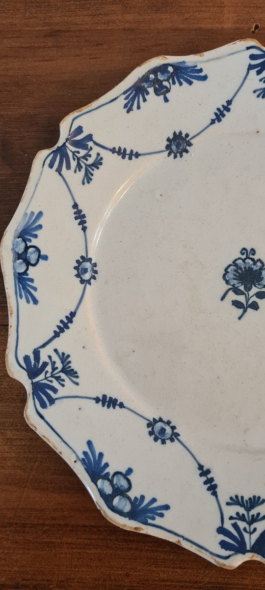 18th Century Delft Earthenware Plate -photo-3