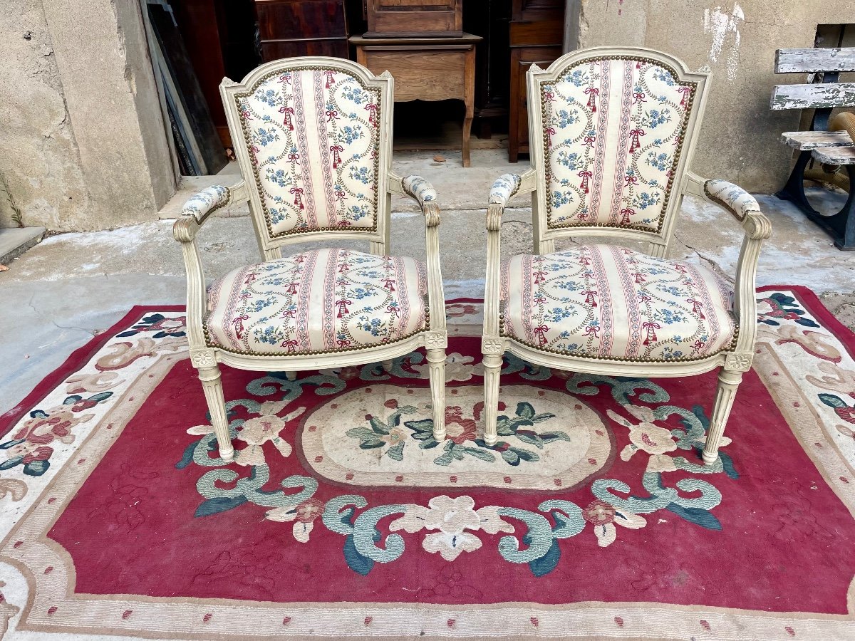 Paire  De Fauteuils  De Louis XVI D’époque, XIXem Siècle.