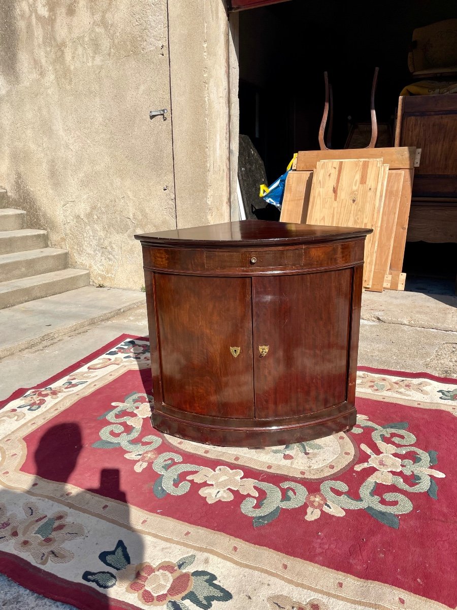 Curved Restoration Corner Cabinet In Flamed Mahogany From The 19th Century -photo-2