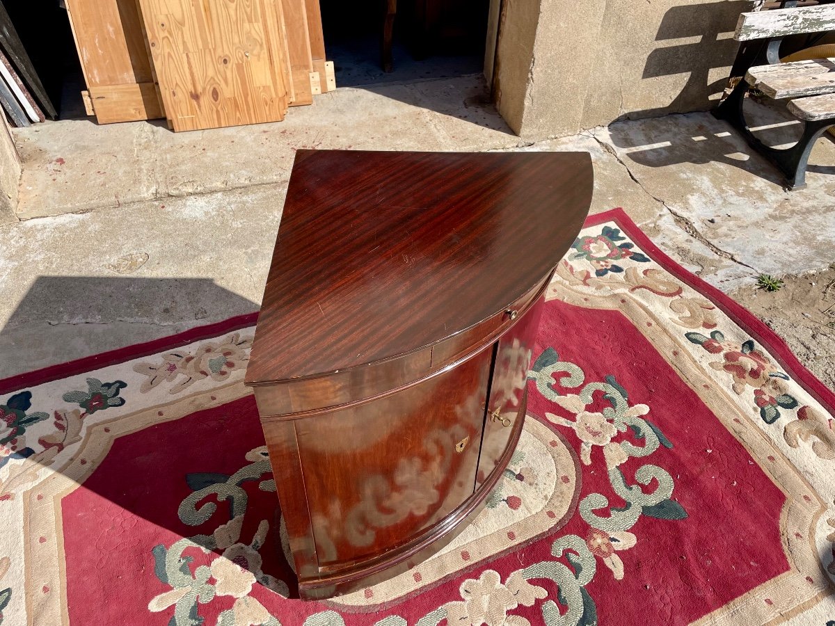 Curved Restoration Corner Cabinet In Flamed Mahogany From The 19th Century -photo-4