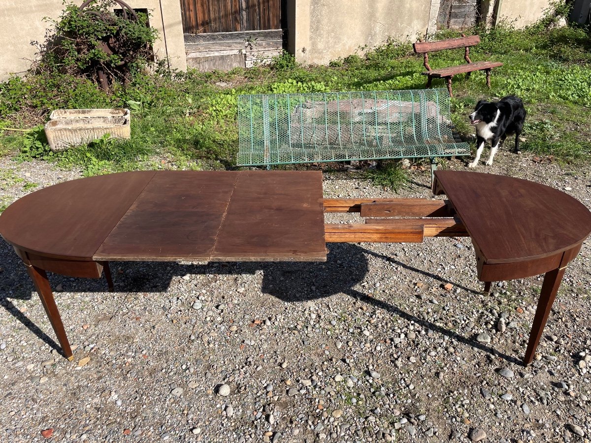 Louis XVI Mahogany Dining Table From The 19th Century.-photo-8