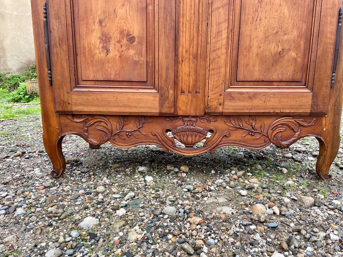 Louis XV Arlesian Provencal Wardrobe In Walnut, 18th Century.-photo-3