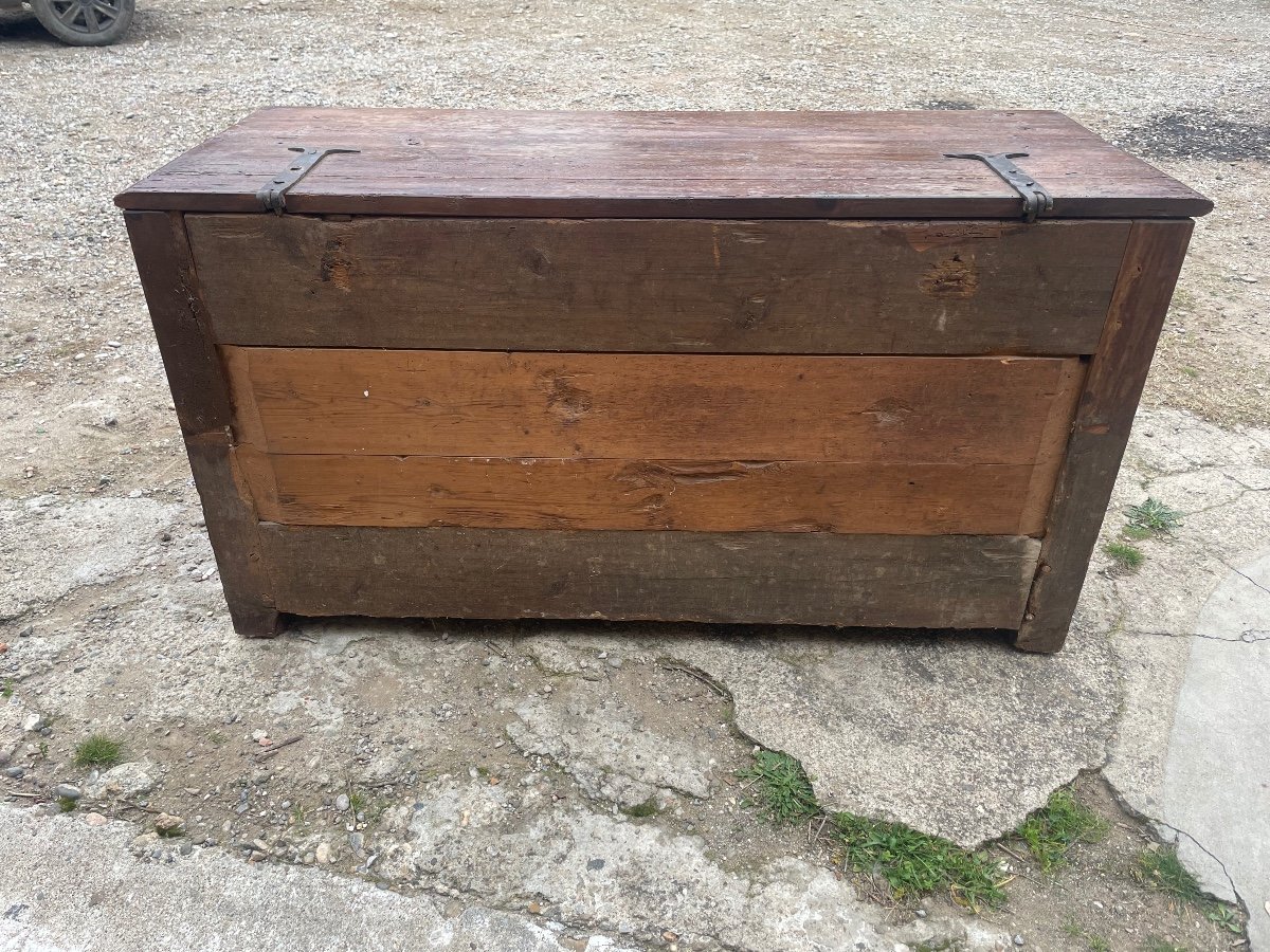 Louis XIII Chest, In Walnut, 17th Century.-photo-5