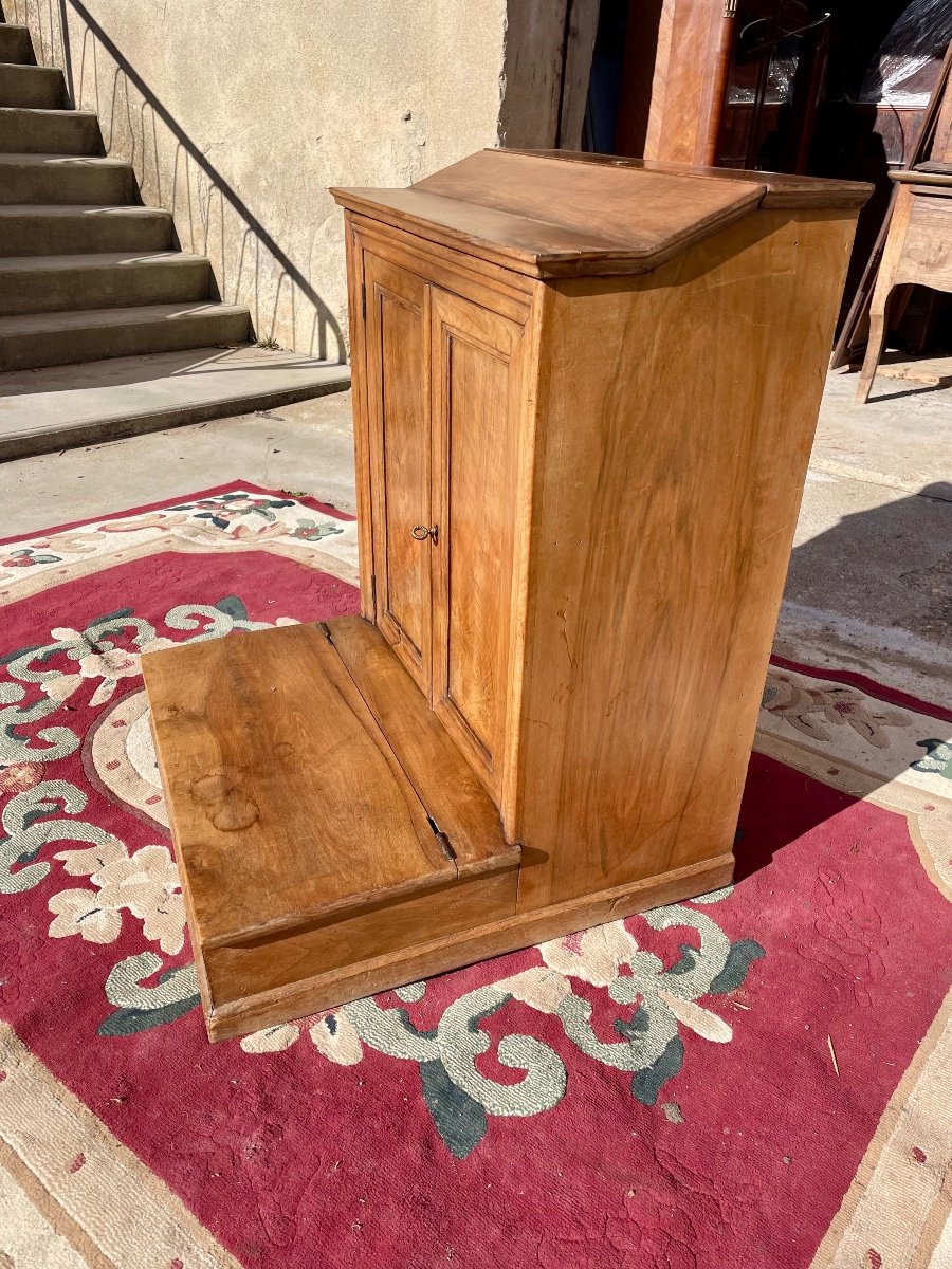 18th Century Directoire Oratory In Walnut.-photo-4