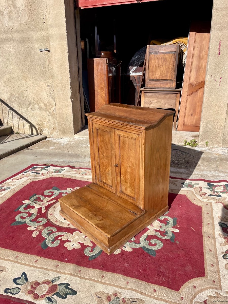 18th Century Directoire Oratory In Walnut.