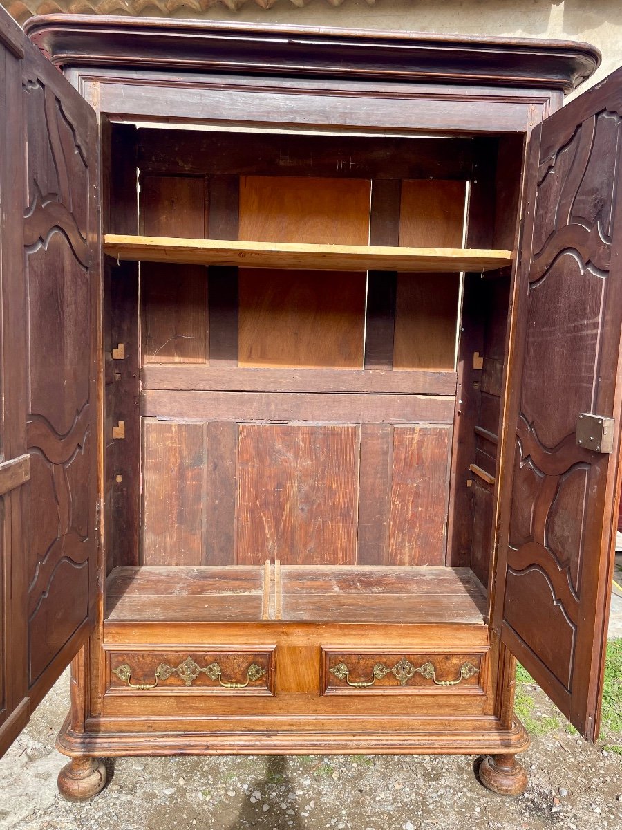 Louis XV Bressane Walnut Wardrobe From The 18th Century.-photo-3