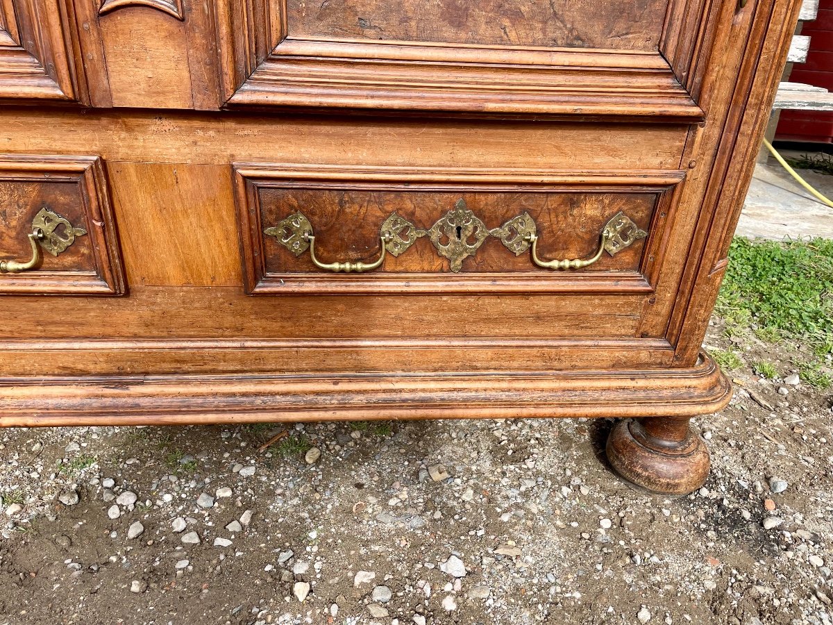 Louis XV Bressane Walnut Wardrobe From The 18th Century.-photo-5