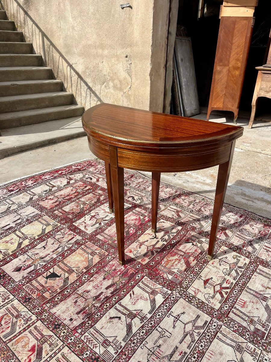 Table Demi Lune Louis XVI En Acajou D époque 1900.