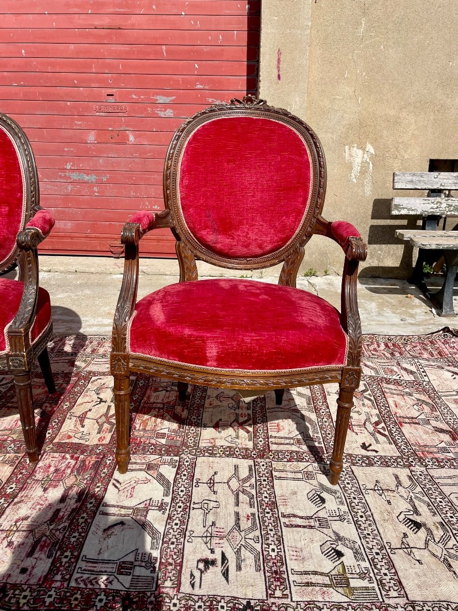 Pair Of Louis XVI Armchairs With Medallion From The 19th Century.-photo-4