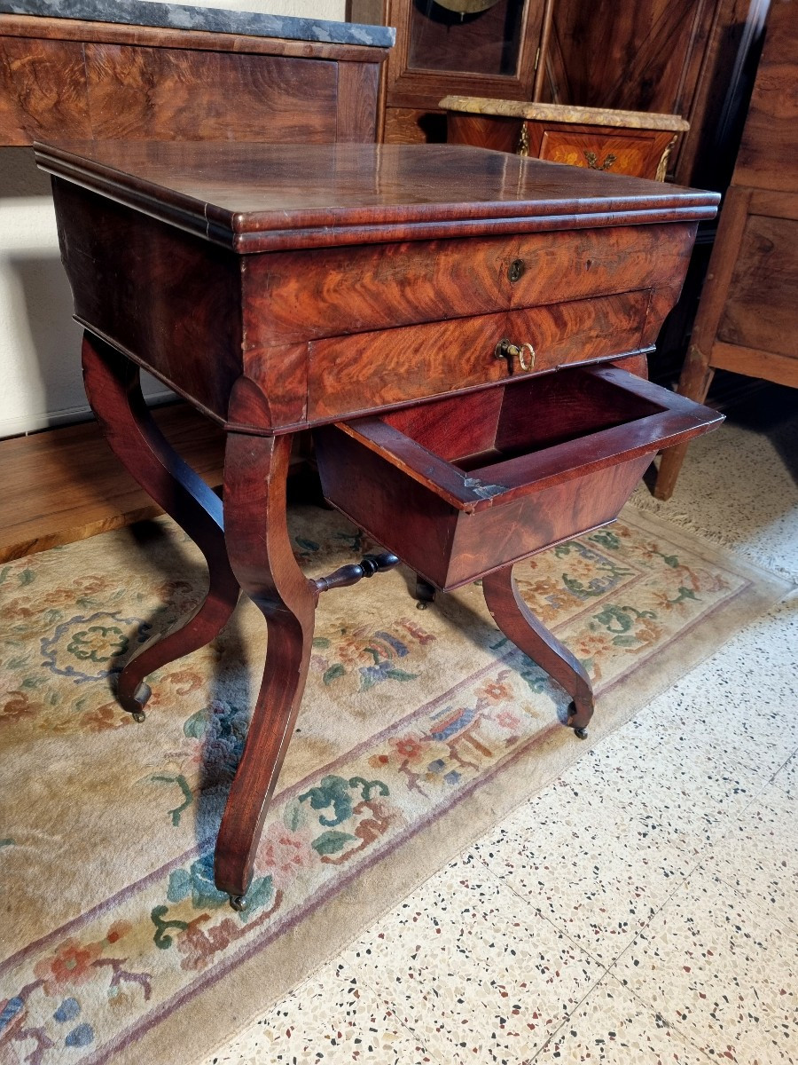 Restoration Worker In Flamed Mahogany, 19th Century-photo-2