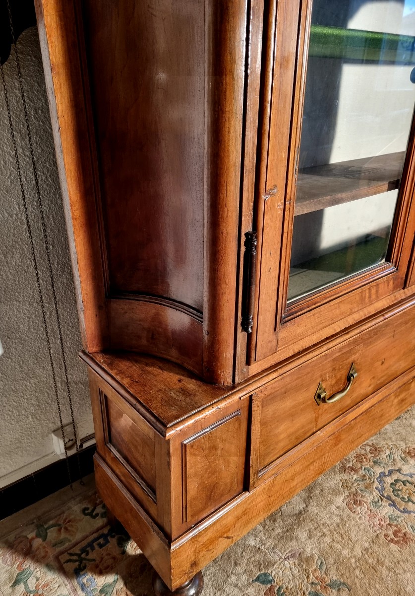 Display Cabinet, Louis XV Bookcase In Walnut, 18th Century-photo-1