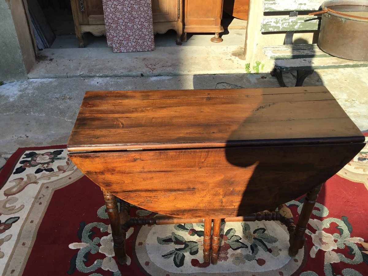 Louis XIII Walnut Wallet Table, 17th Century-photo-6