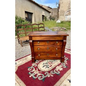 Restoration Chest Of Drawers In Walnut From The 20th Century.